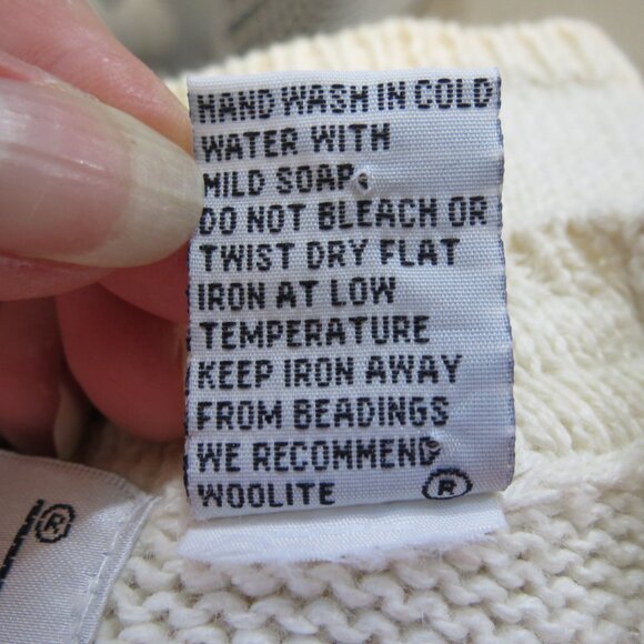 VTG That's Me Fall Sweater Vest Cream & Rust Leaves Button Size Large - Picture 8 of 8